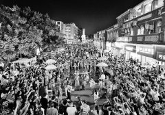 福建泉州西街商圈:古街新潮涌 市井繁华映